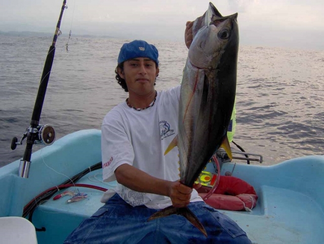 pescando en altamar